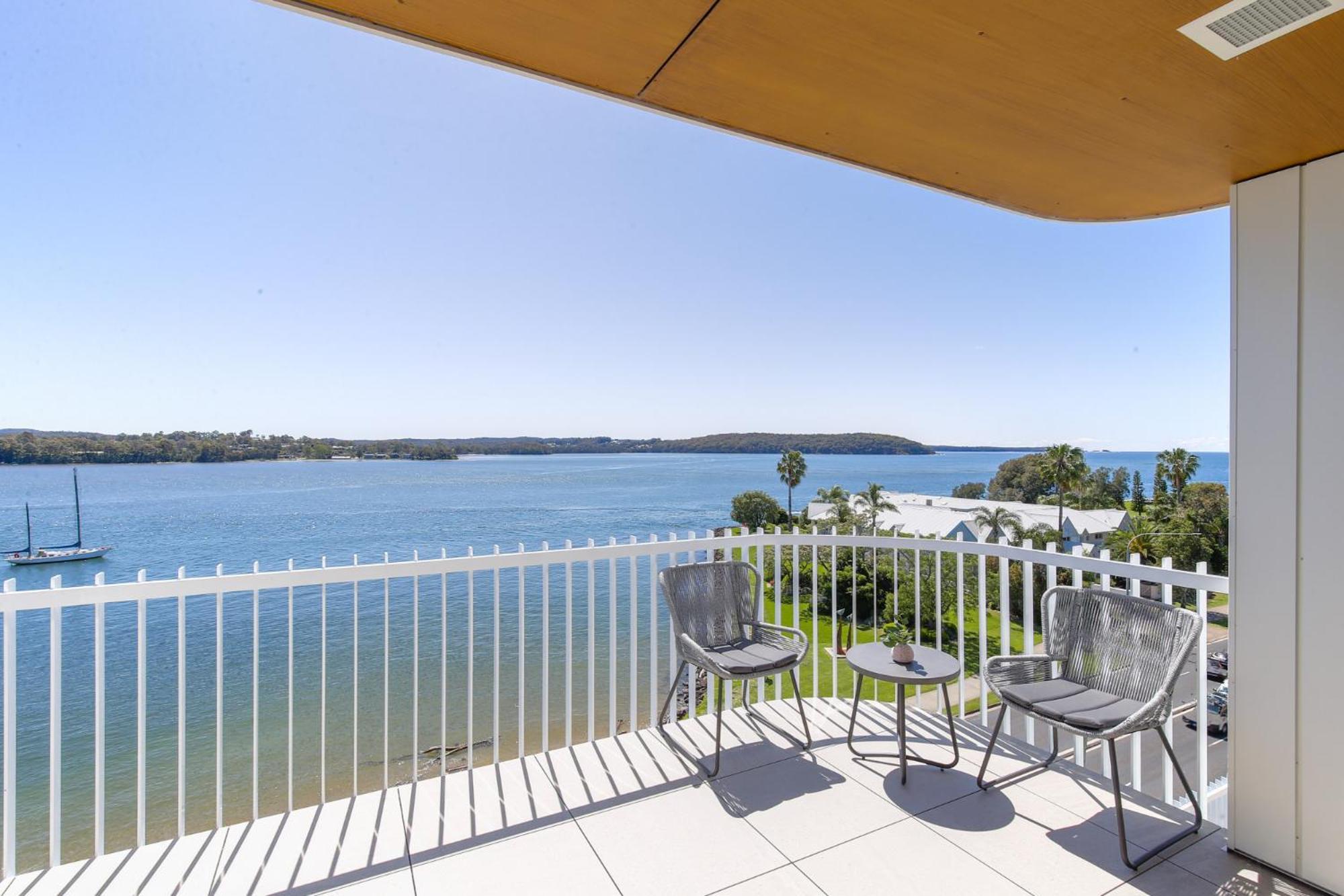 Lavish Coastal 2-Bed With Stunning Ocean Views Apartment Batemans Bay Exterior photo