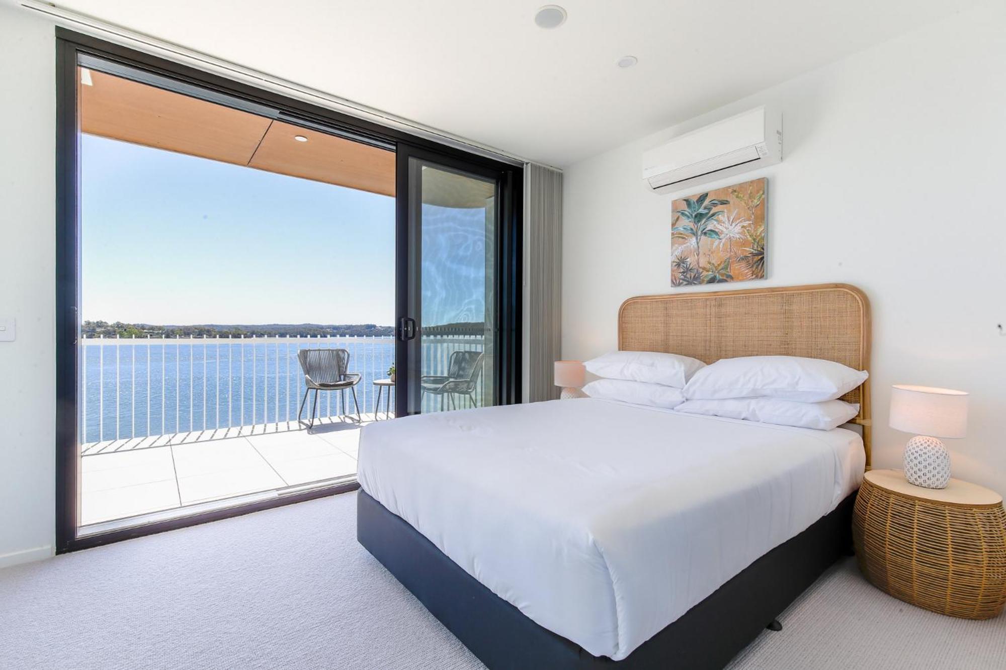 Lavish Coastal 2-Bed With Stunning Ocean Views Apartment Batemans Bay Exterior photo